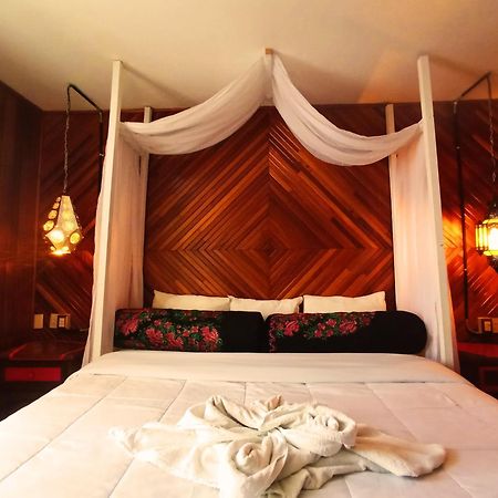 Bed and Breakfast Kaza Muta Сан-Кристобаль-де-Ла-Касас Экстерьер фото