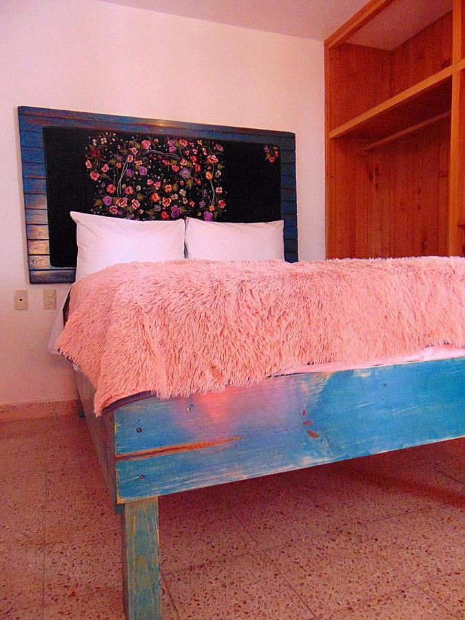Bed and Breakfast Kaza Muta Сан-Кристобаль-де-Ла-Касас Экстерьер фото