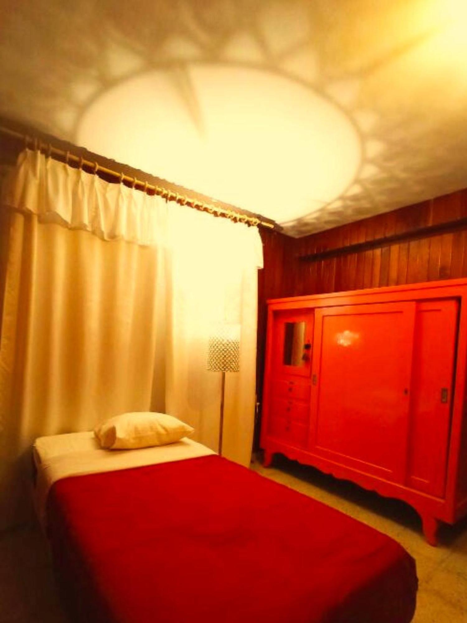 Bed and Breakfast Kaza Muta Сан-Кристобаль-де-Ла-Касас Экстерьер фото